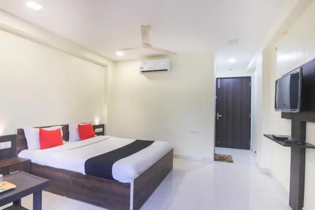 The Living Space Lonavala Exterior foto